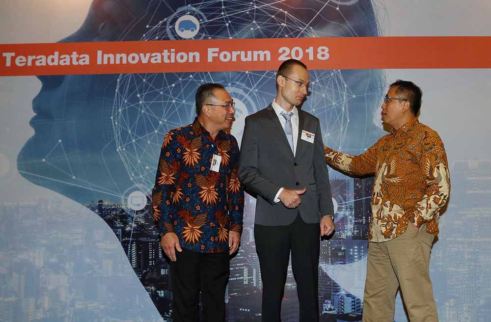 TEKNOLOGI 4D ANALYSTICS PENDUKUNG SMARTCITY