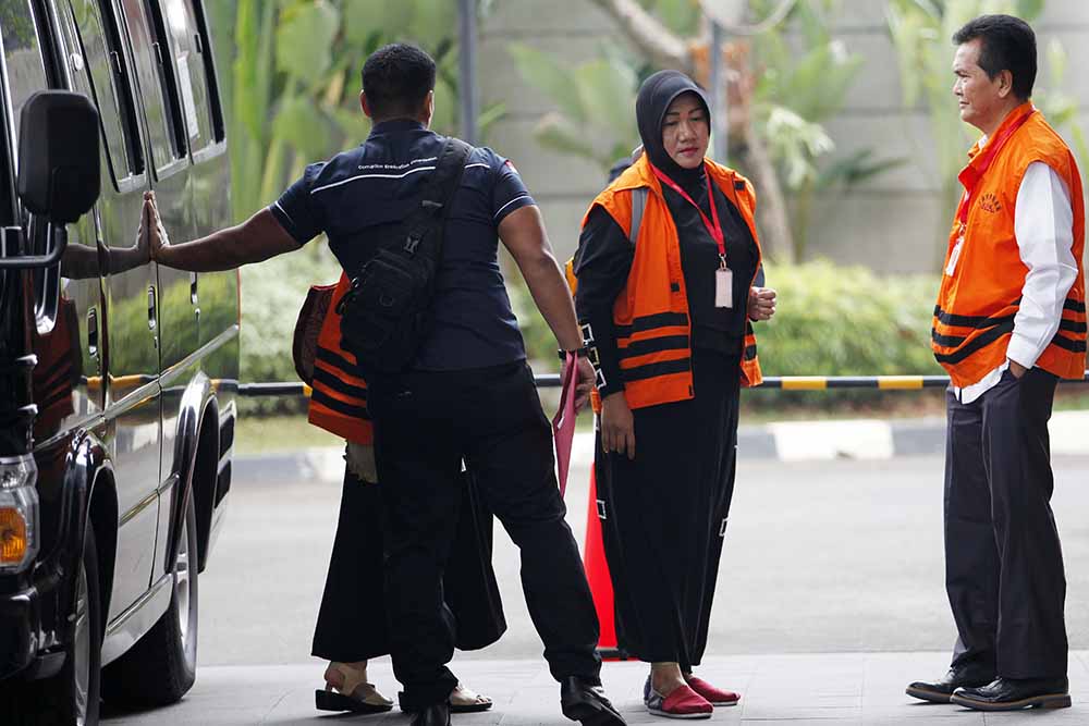 KORUPSI MASSAL ANGGOTA DPRD KOTA MALANG