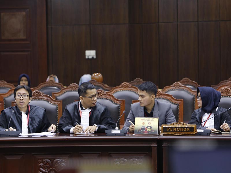  Sidang Uji Materi UU tentang Mahkamah Konstitusi