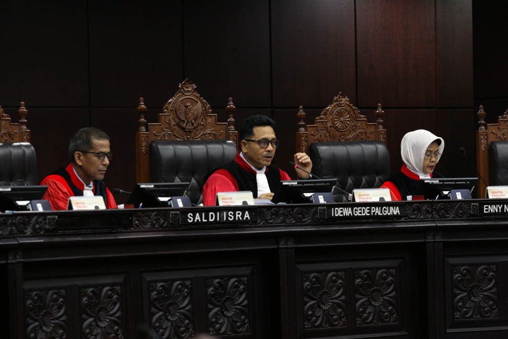 Sidang MK Terkait UU Pilkada