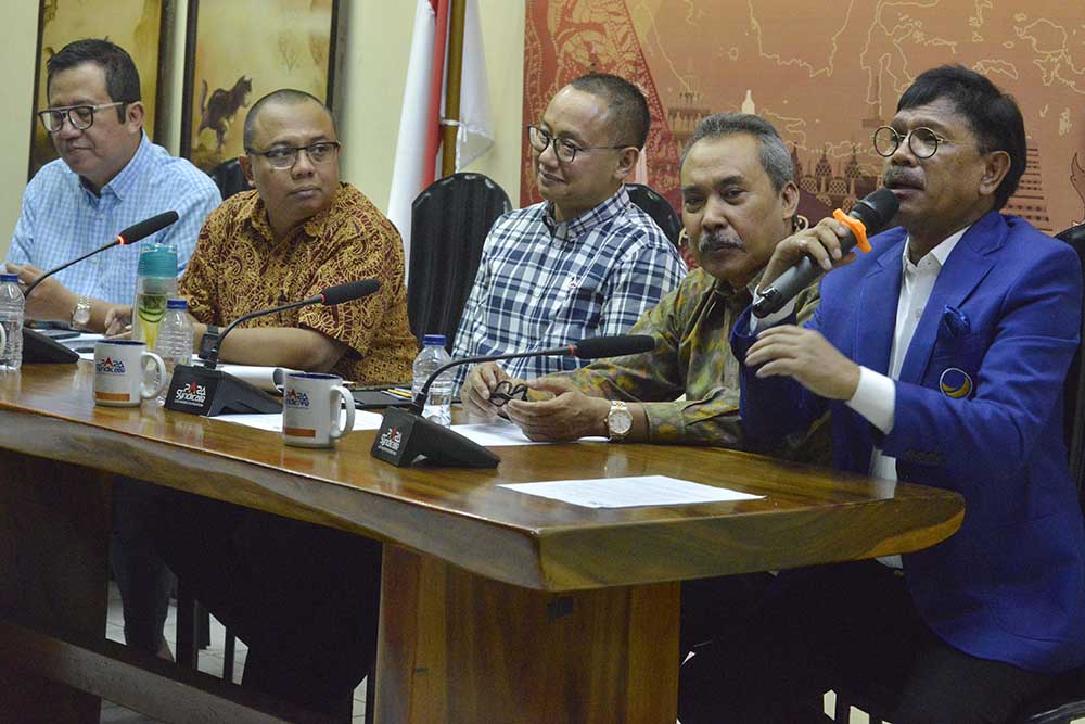 Merangkai Gerbong Pendukung Vs Menata Barisan Oposisi