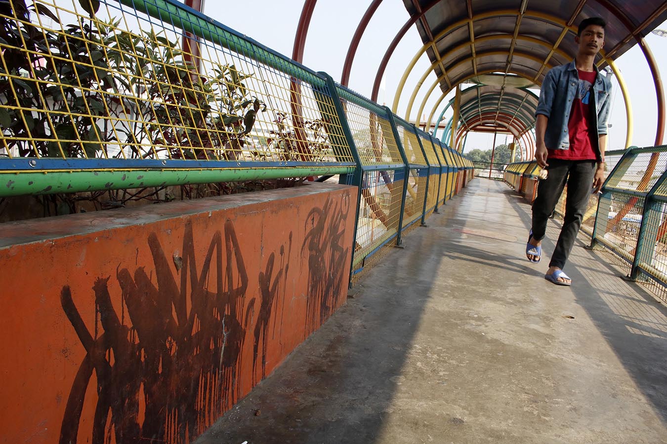 Vandalisme Penuhi JPO