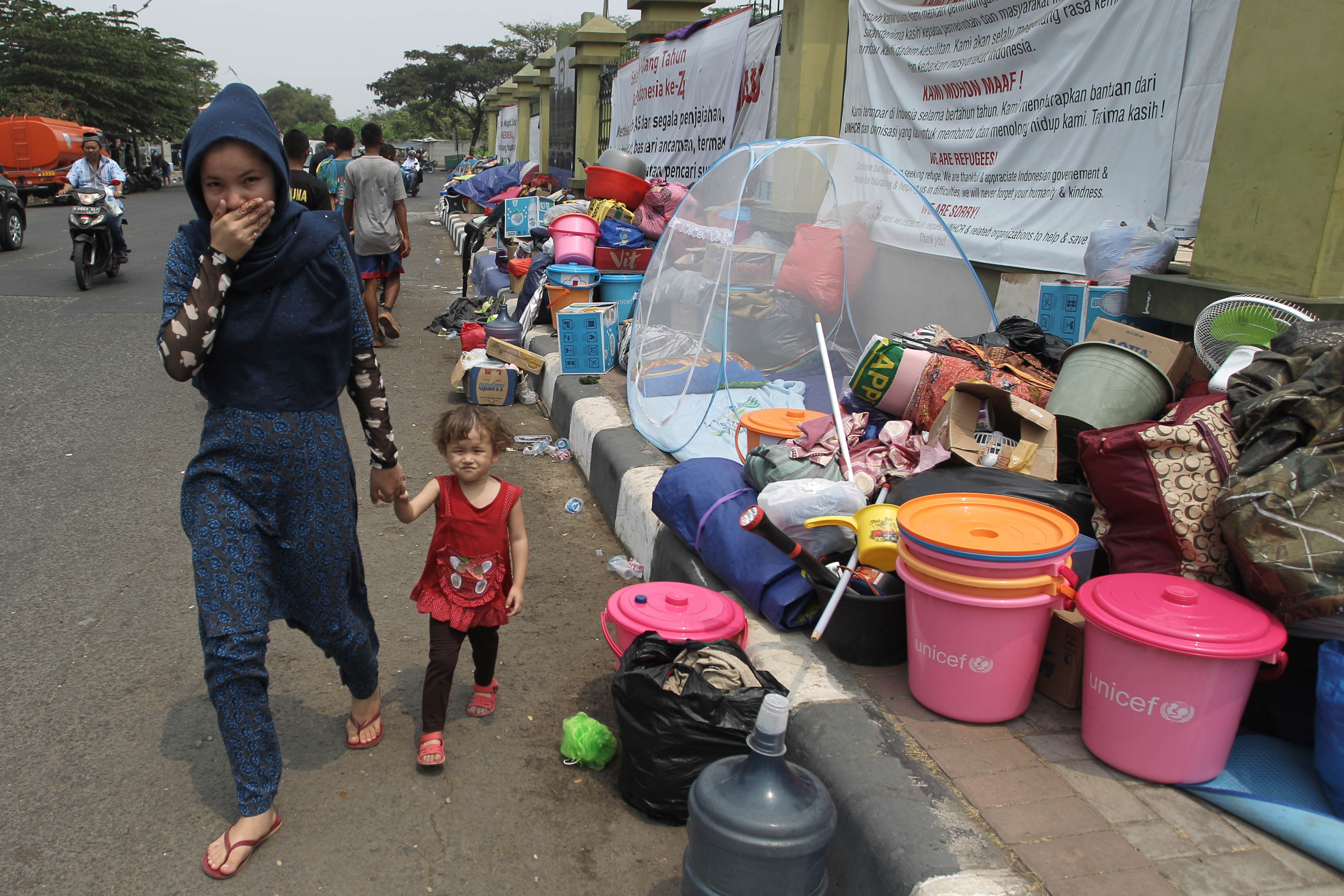 Pembatasan Penampungan Pencari Suaka