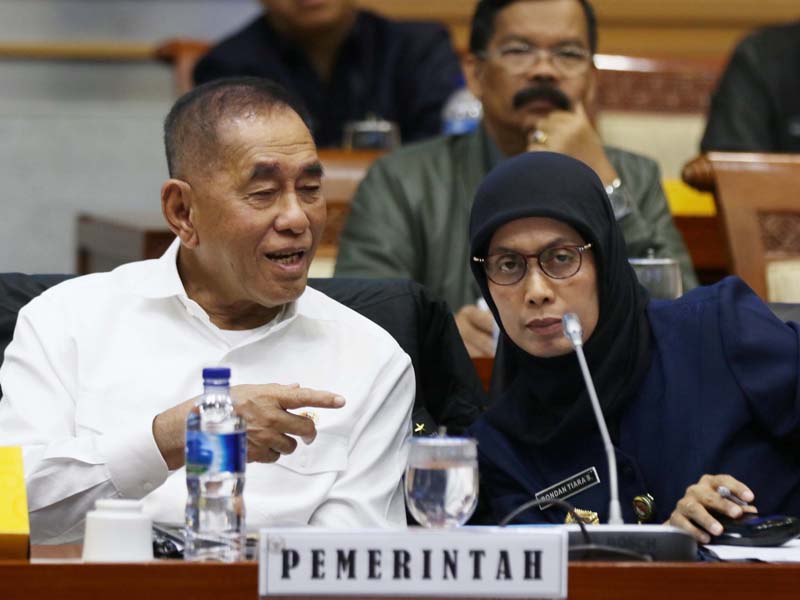 Membahas Pengelolaan Sumber Daya Nasional