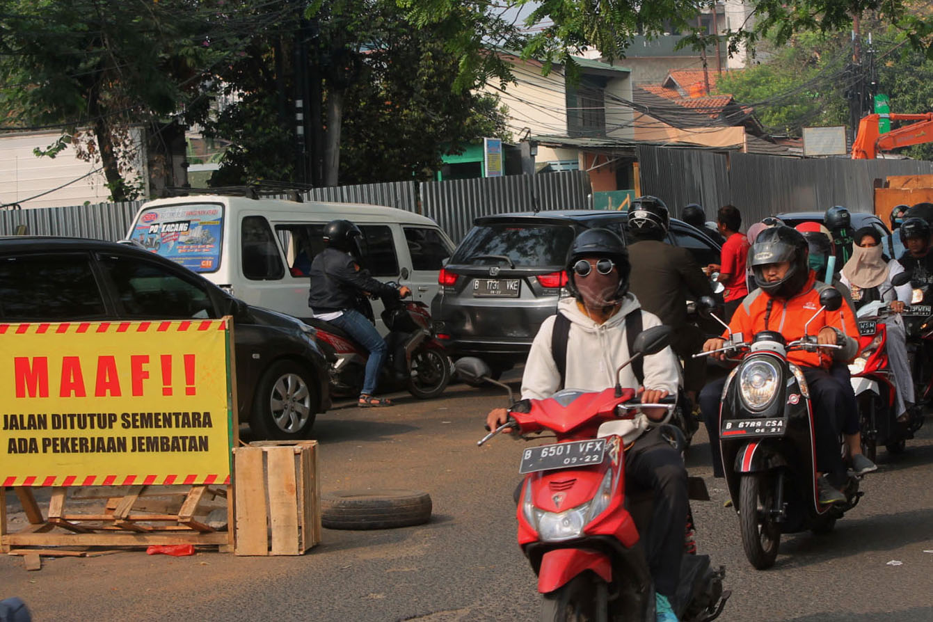 Kemacetan Akibat Pelebaran Jembatan