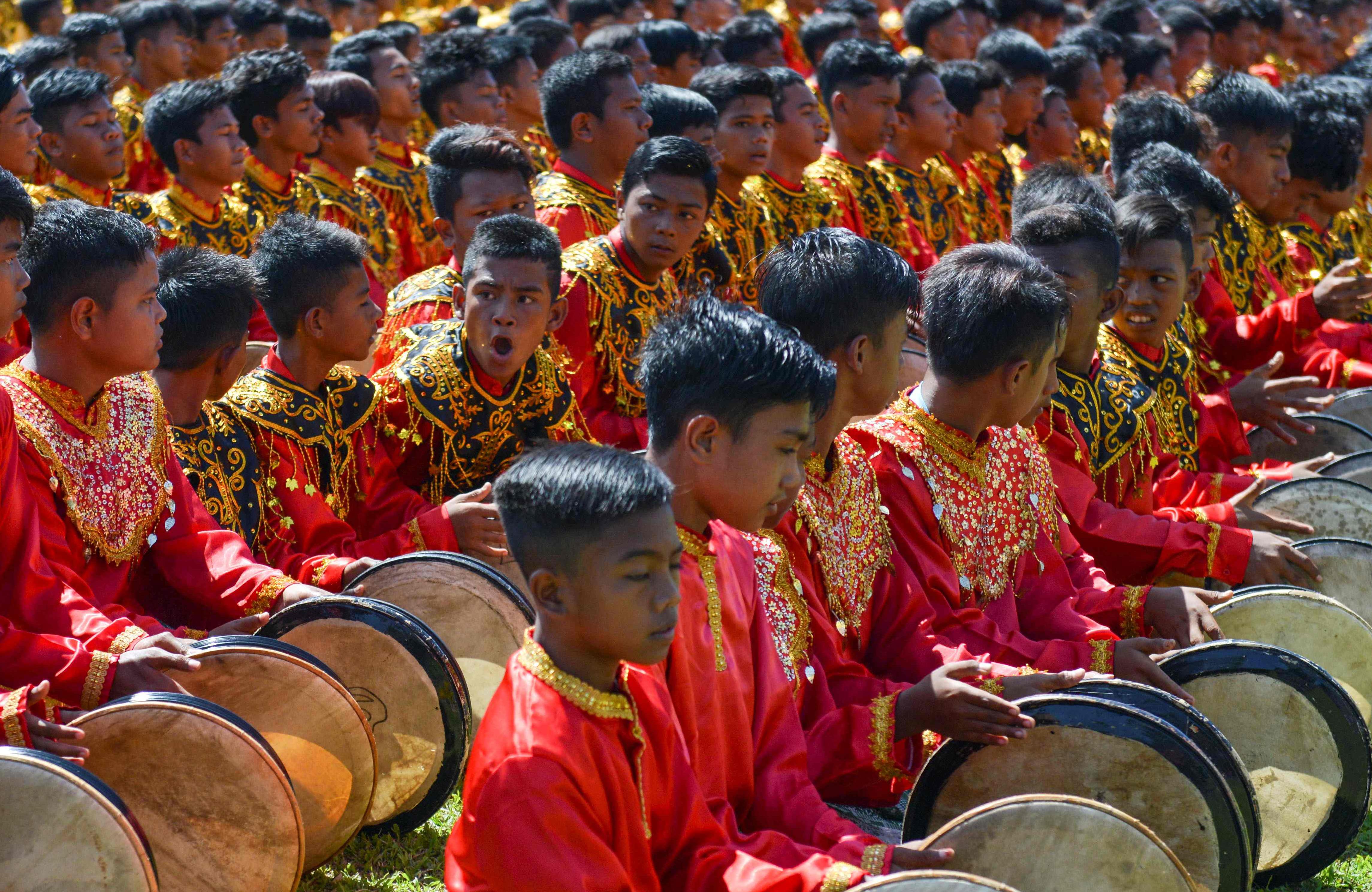 Rapai Geleng Massal Meriahkan HUT ke-74 Kemerdekaan RI