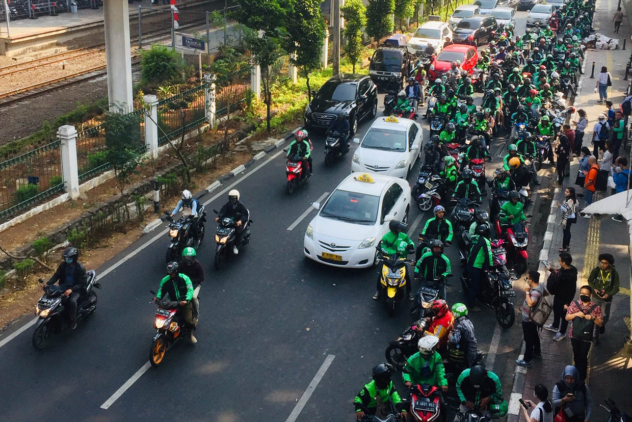Macet Akibat Ojek Daring