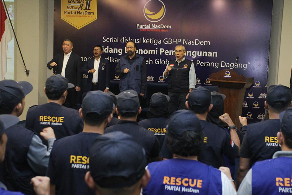 Pelepasan Bantuan Kemanusiaan Parta Nasdem ke Ambon