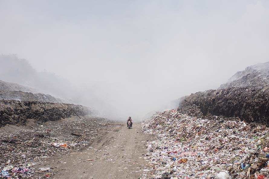 Kebakaran TPA Sampah Putri Cempo