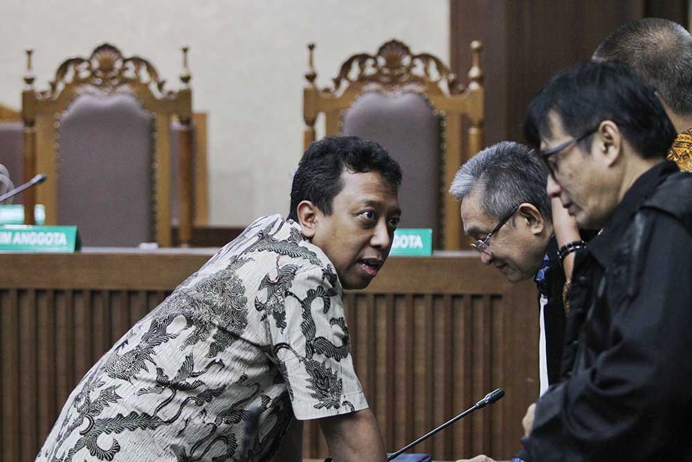 Putusan Sela Romahurmuziy