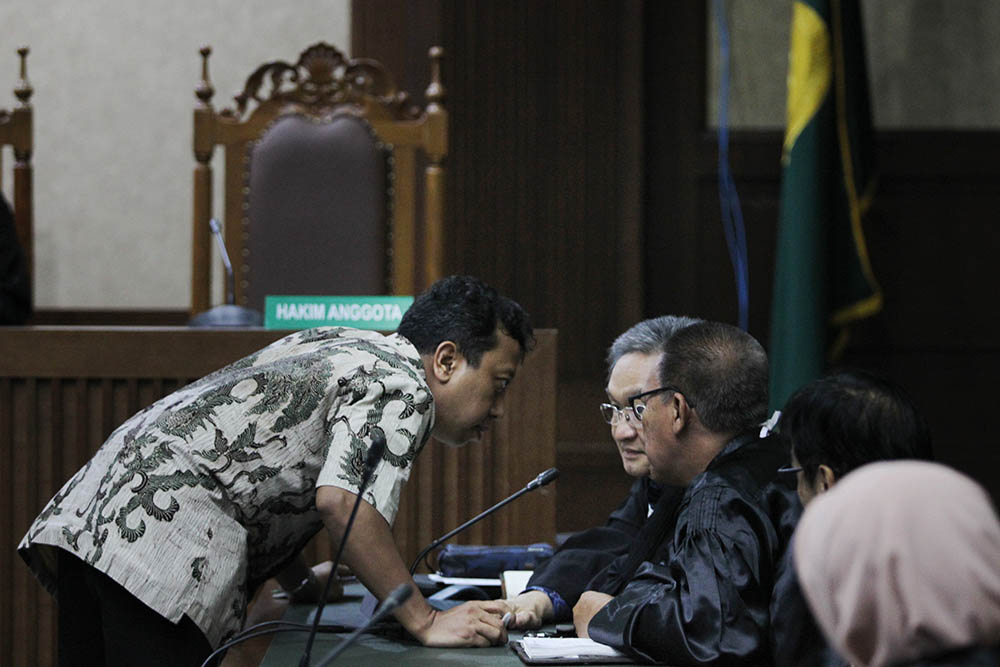 Putusan Sela Romahurmuziy