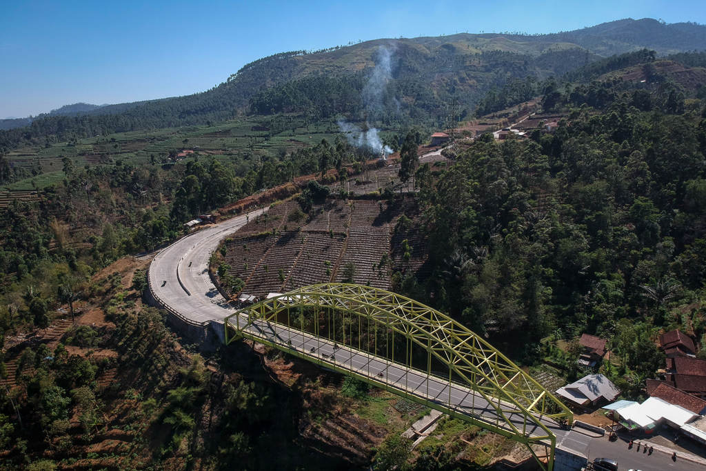 Kamojang Hill Bridge