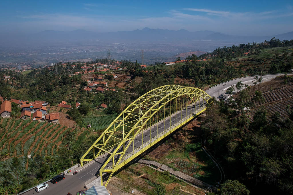 Kamojang Hill Bridge