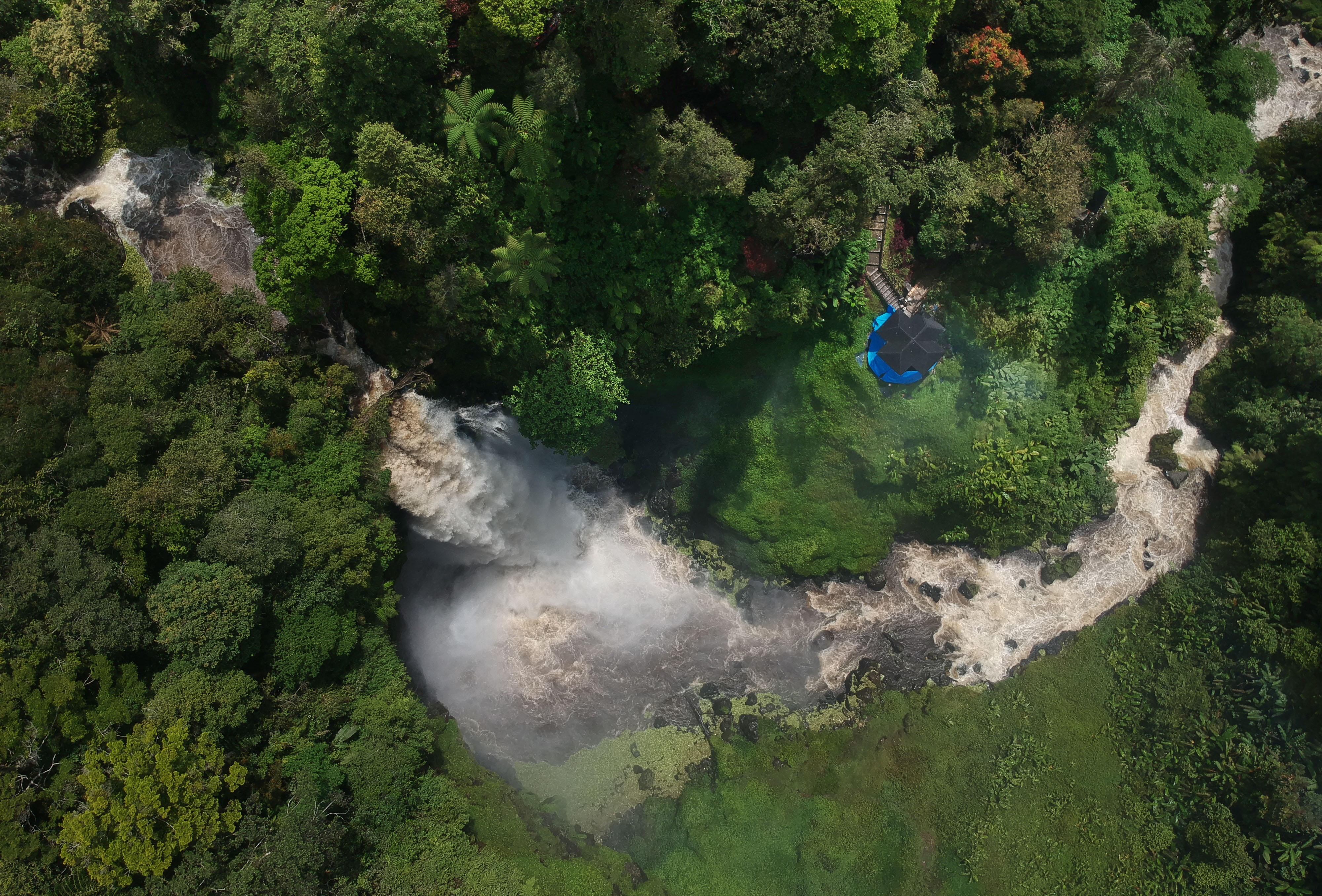 Wisata Air Terjun Telun Berasap