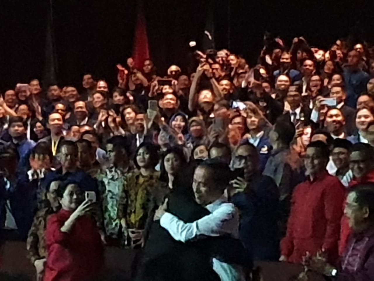 Setelah Sohibul Iman, Surya Paloh Rangkul Hangat Jokowi