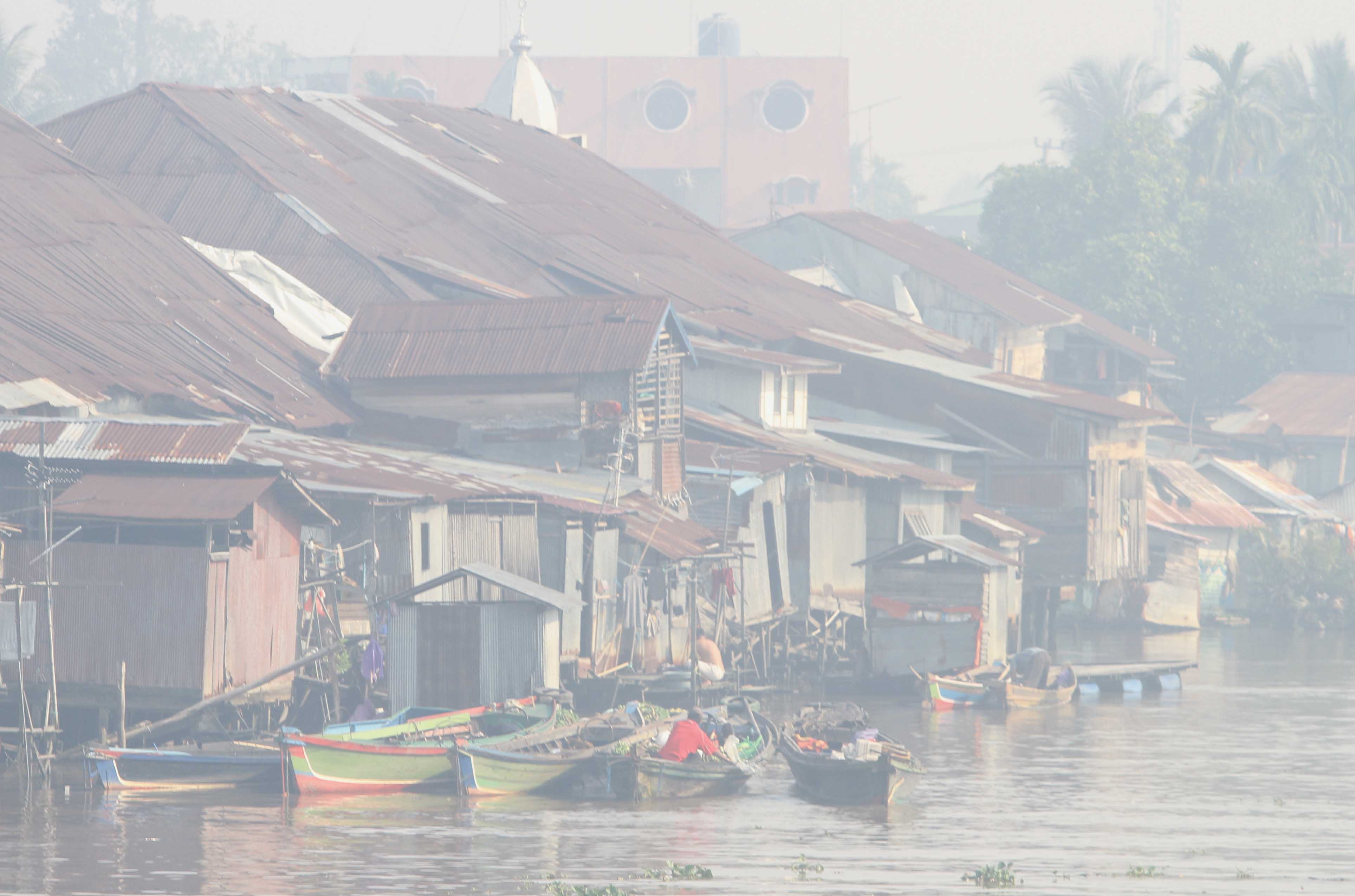 Kabut Asap kembali Selimuti Banjarmasin