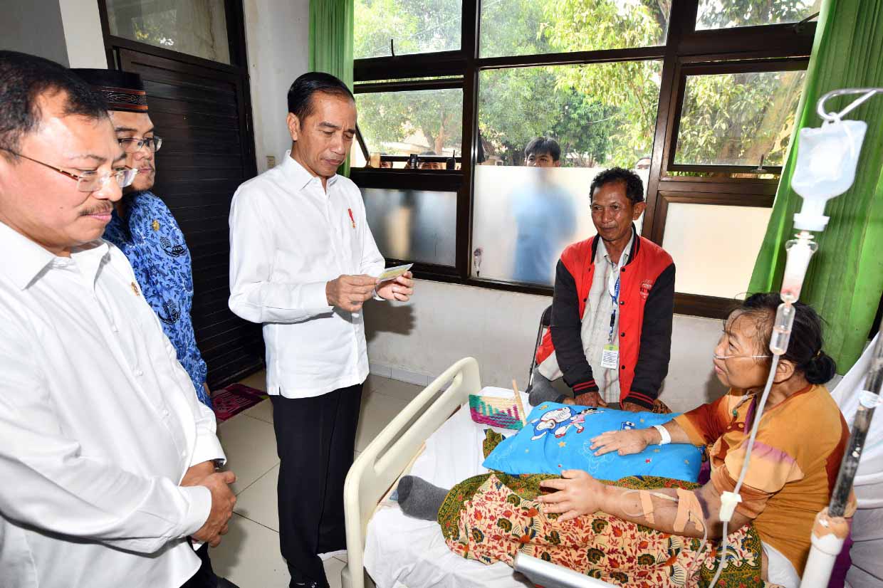 Presiden Jokowi Tinjau Penanganan Pasien BPJS di Subang