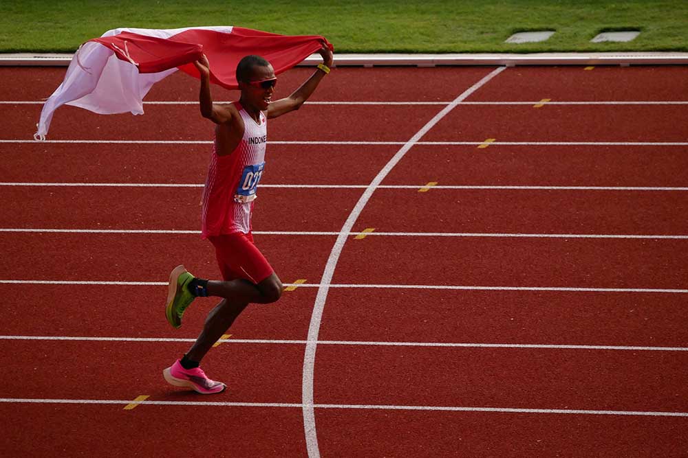 Pelari Agus Prayogo Raih Emas