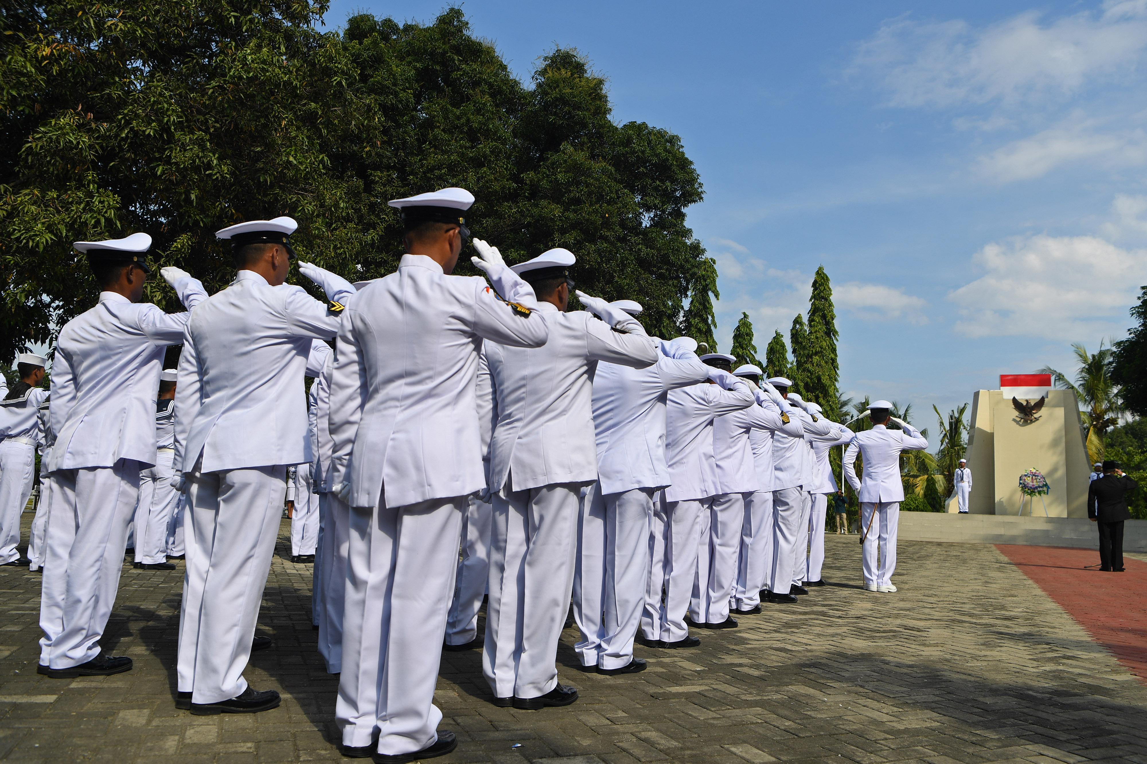 Ziarah Makam Pahlawan Seroja