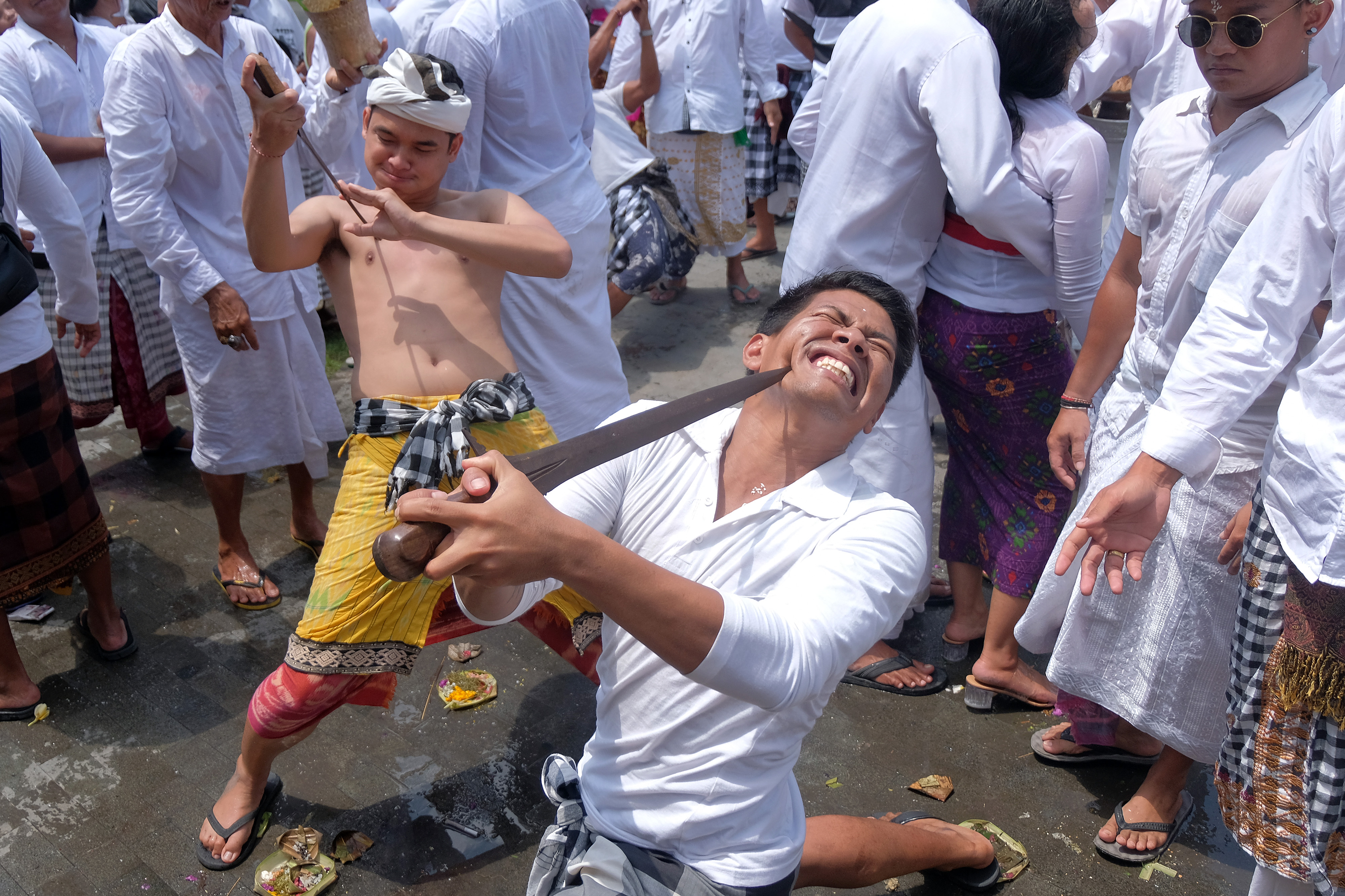 Upacara Nangklung Merana di Kuta Bali