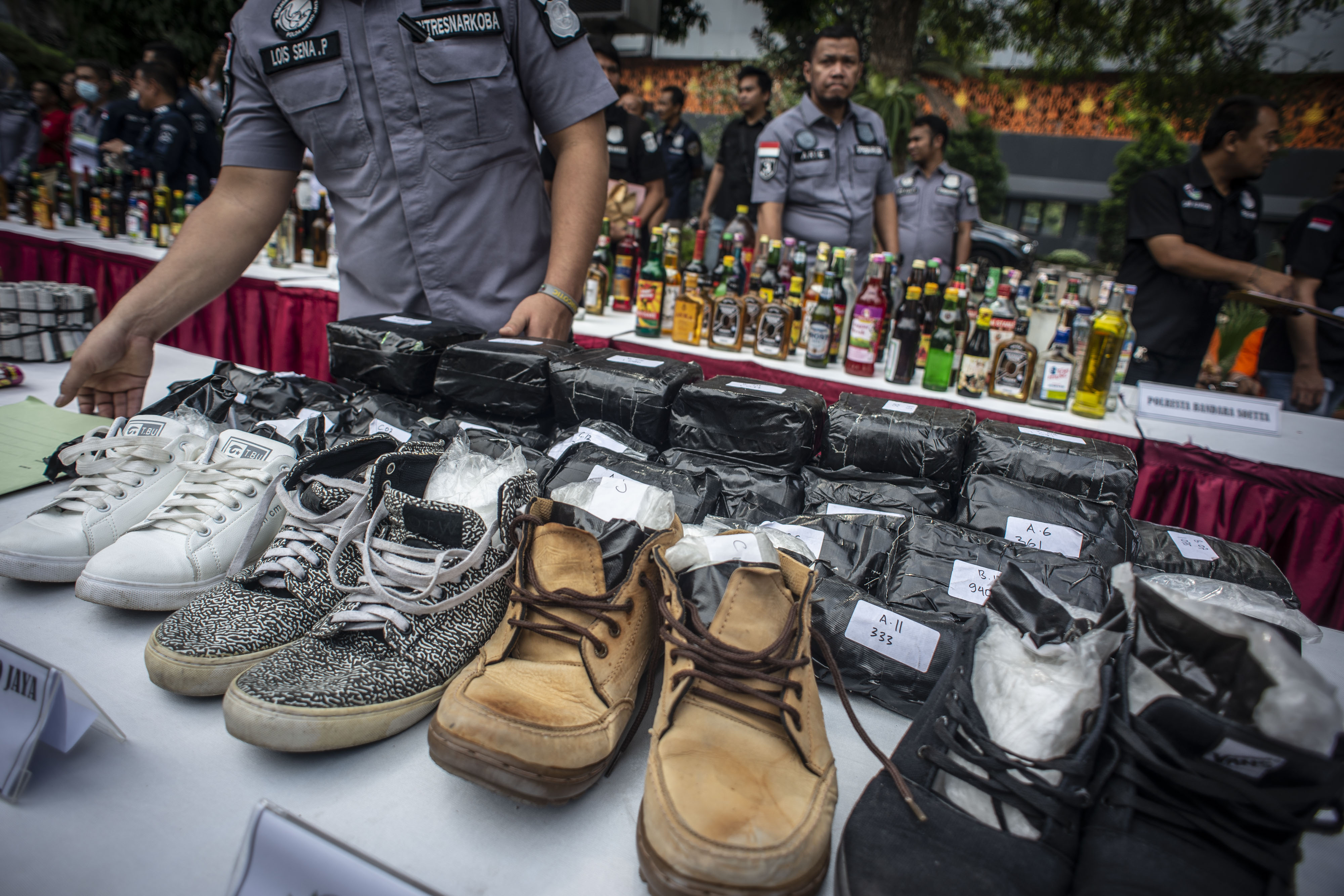 Polda Metro Jaya Musnahkan Barang Bukti