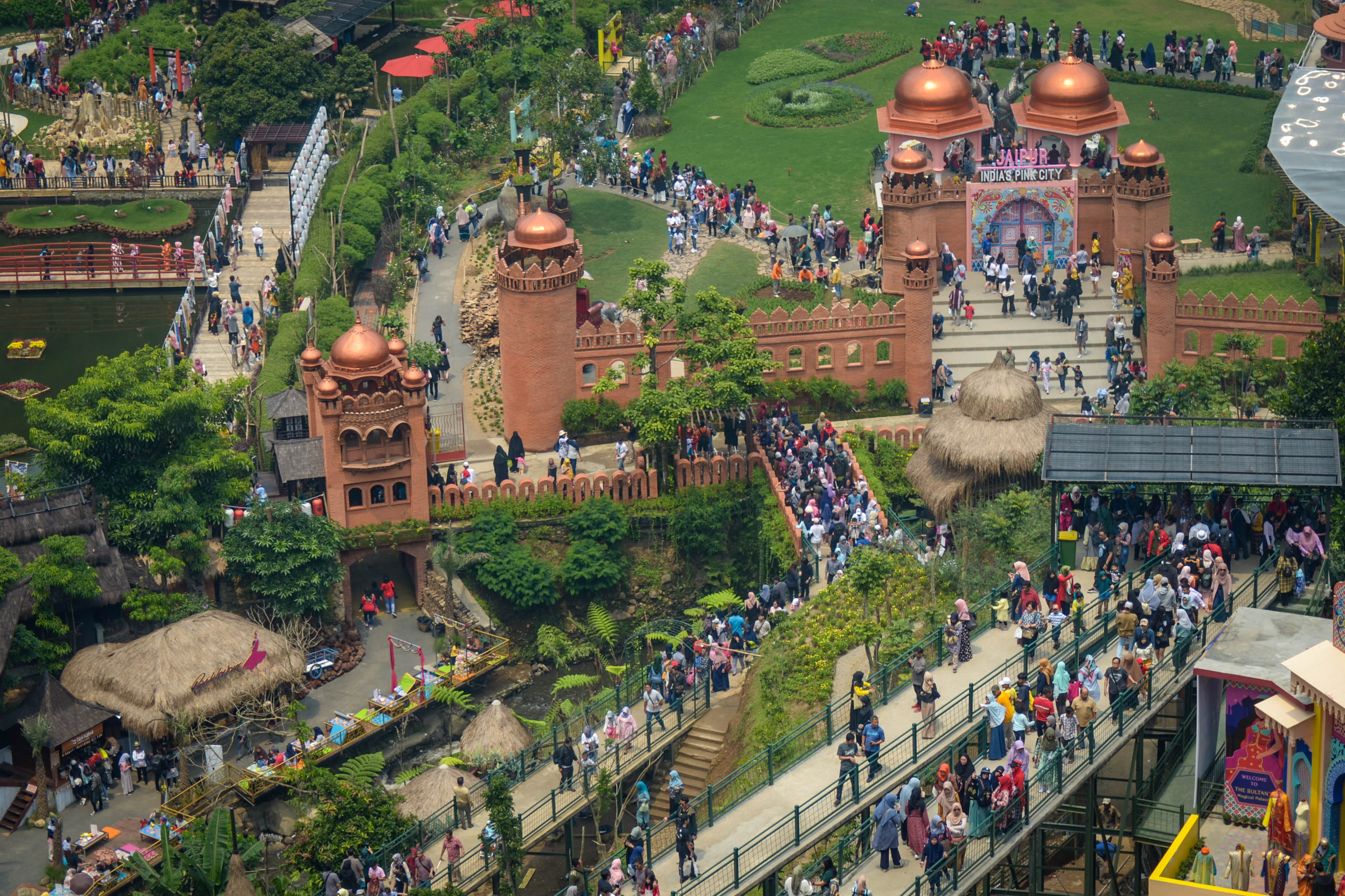 Wisata Bangunan Khas Negara Asia dan Afrika