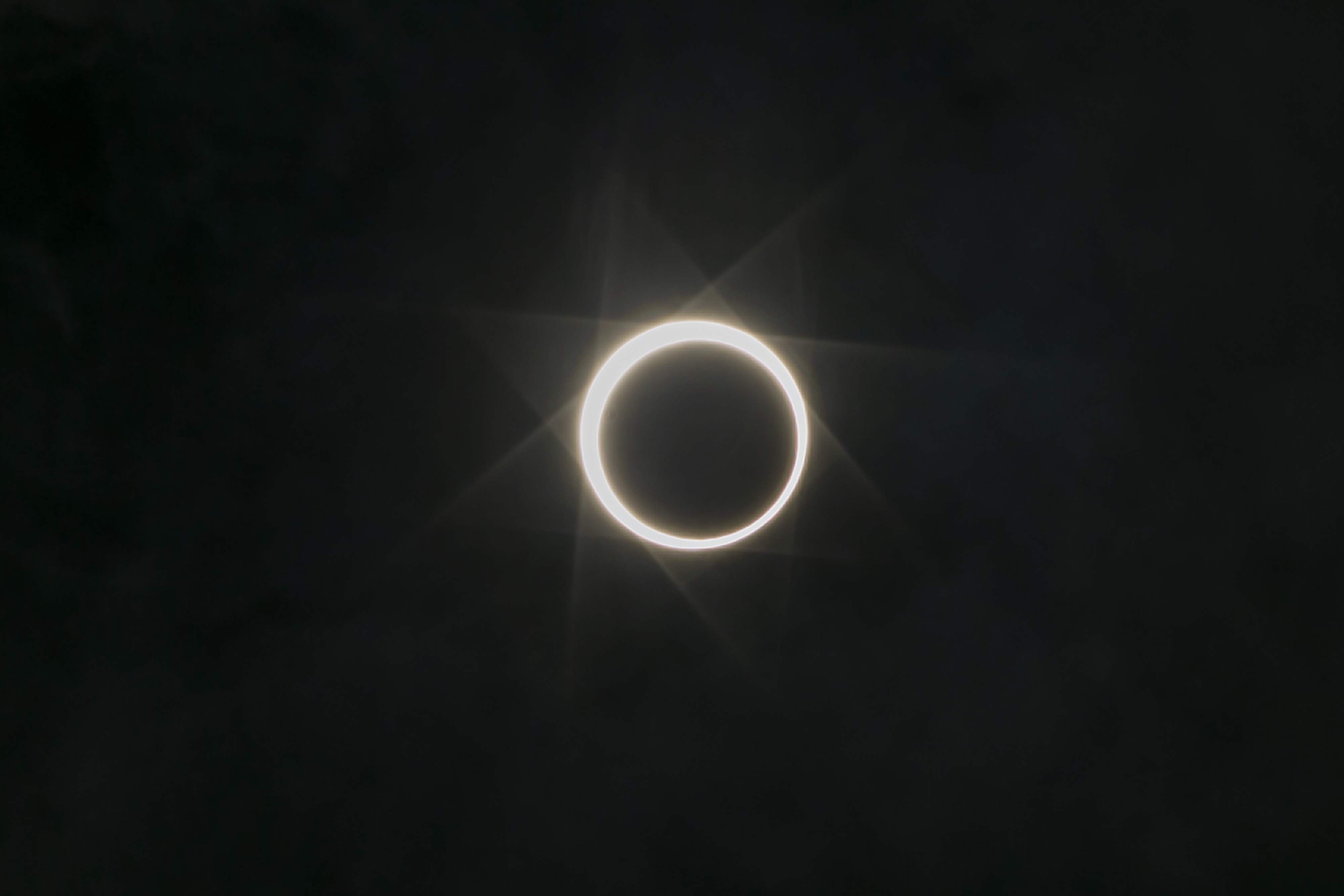 Gerhana Matahari Cincin di Beberapa Wilayah Indonesia