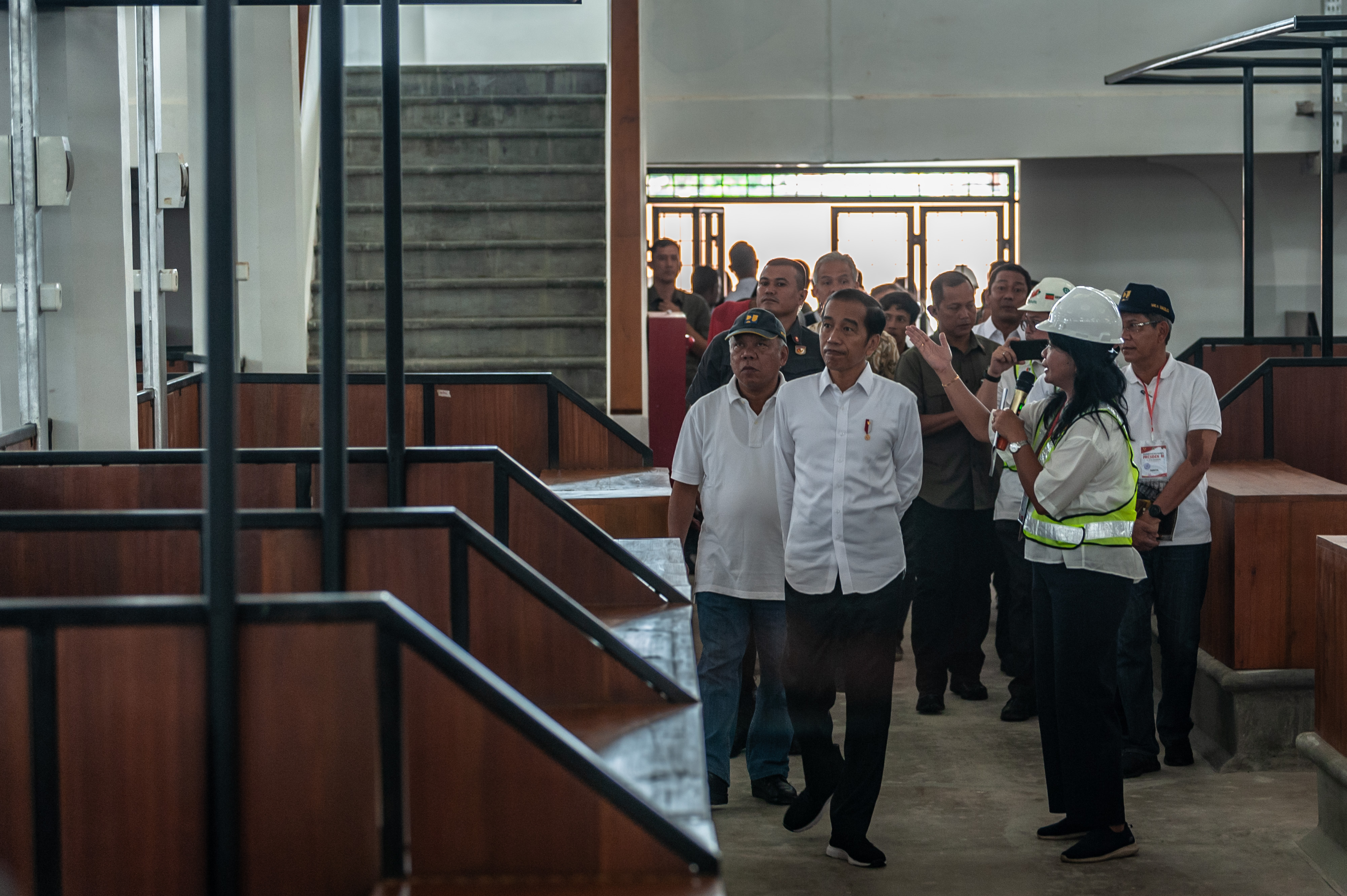 Jokowi Tinjau Proyek Revitalisasi Pasar Johar