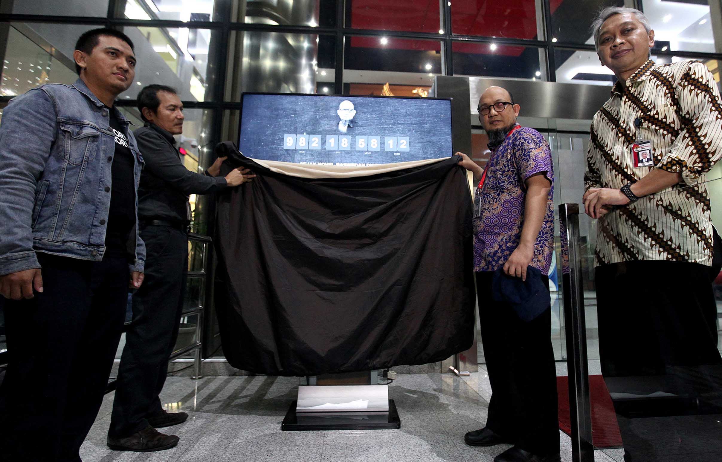 Layar Waktu Penuntasan Kasus Kekerasan