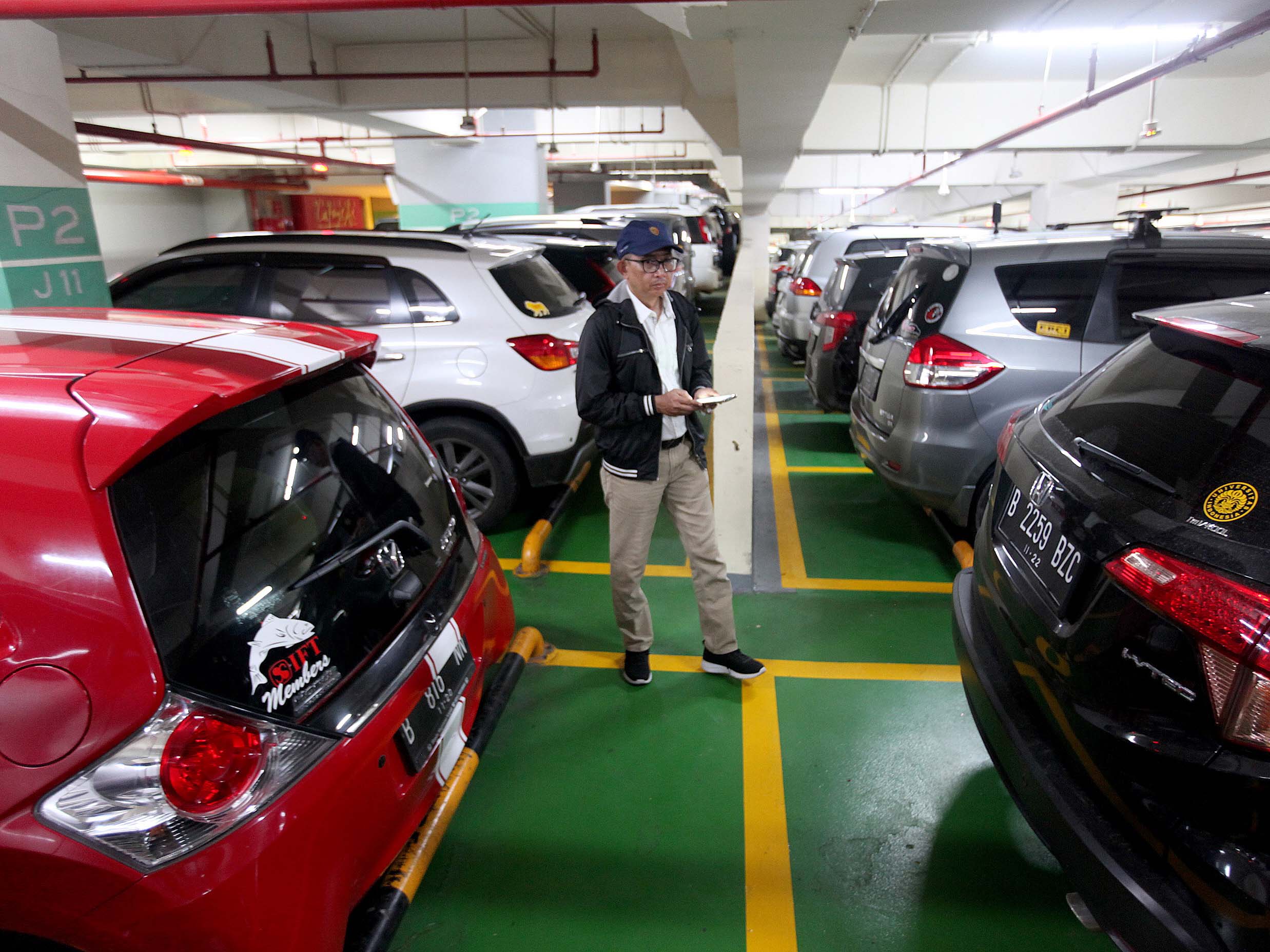 Razia Pajak Kendaraan Di Pusat Perbelanjaan