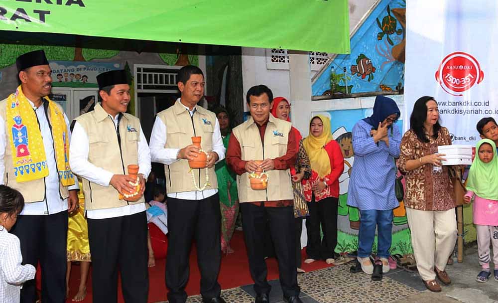 Peresmian Taman Bacaan Masyarakat di Kebon Jeruk