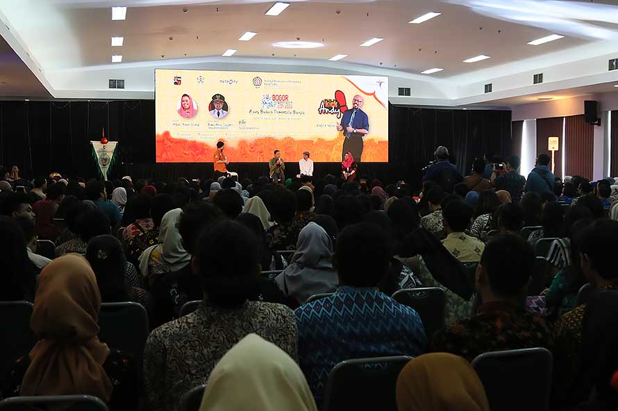 Kick Andy Off Air di Bogor