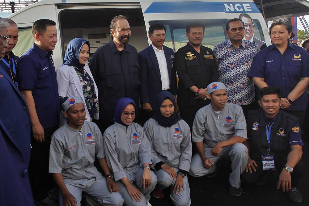 Partai NasDem Sulsel Luncurkan 220 Ambulance