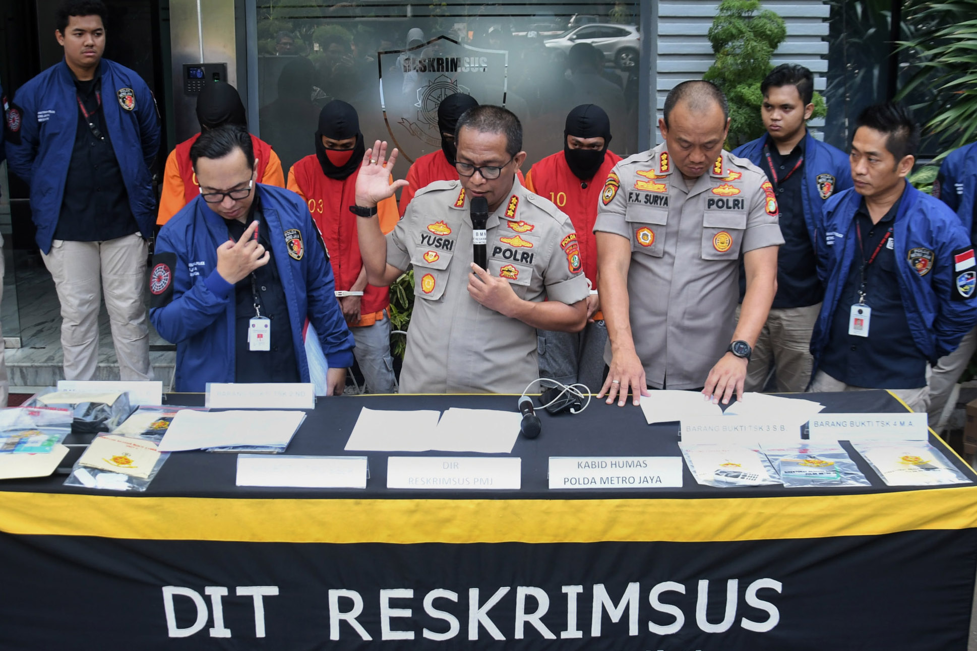 Penipuan Menggunakan Website Palsu