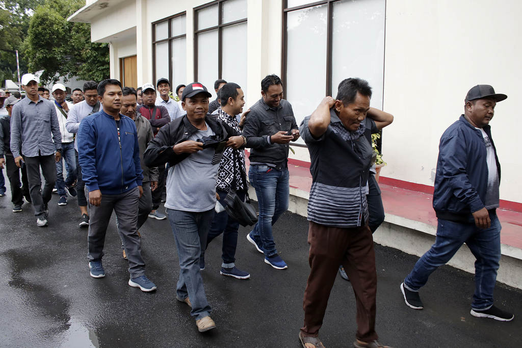 Pemerintah Kirim Nelayan ke Natuna