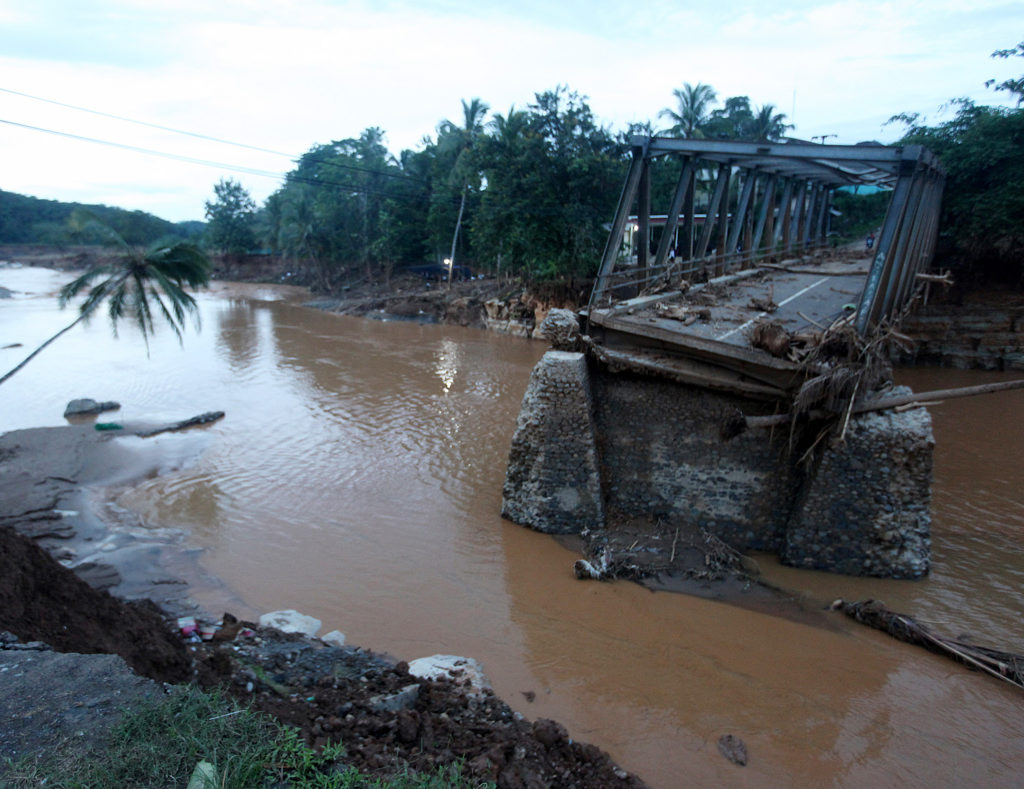 Tujuh Jembatan di Lebak Putus Dihantam Banjir 