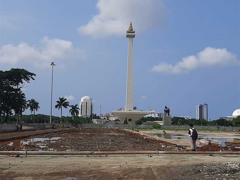 Pembangunan Plaza Selatan Monas 