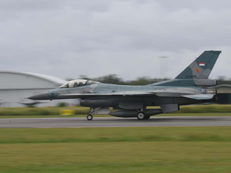 Pesawat Tempur F16 Tiba Di Natuna