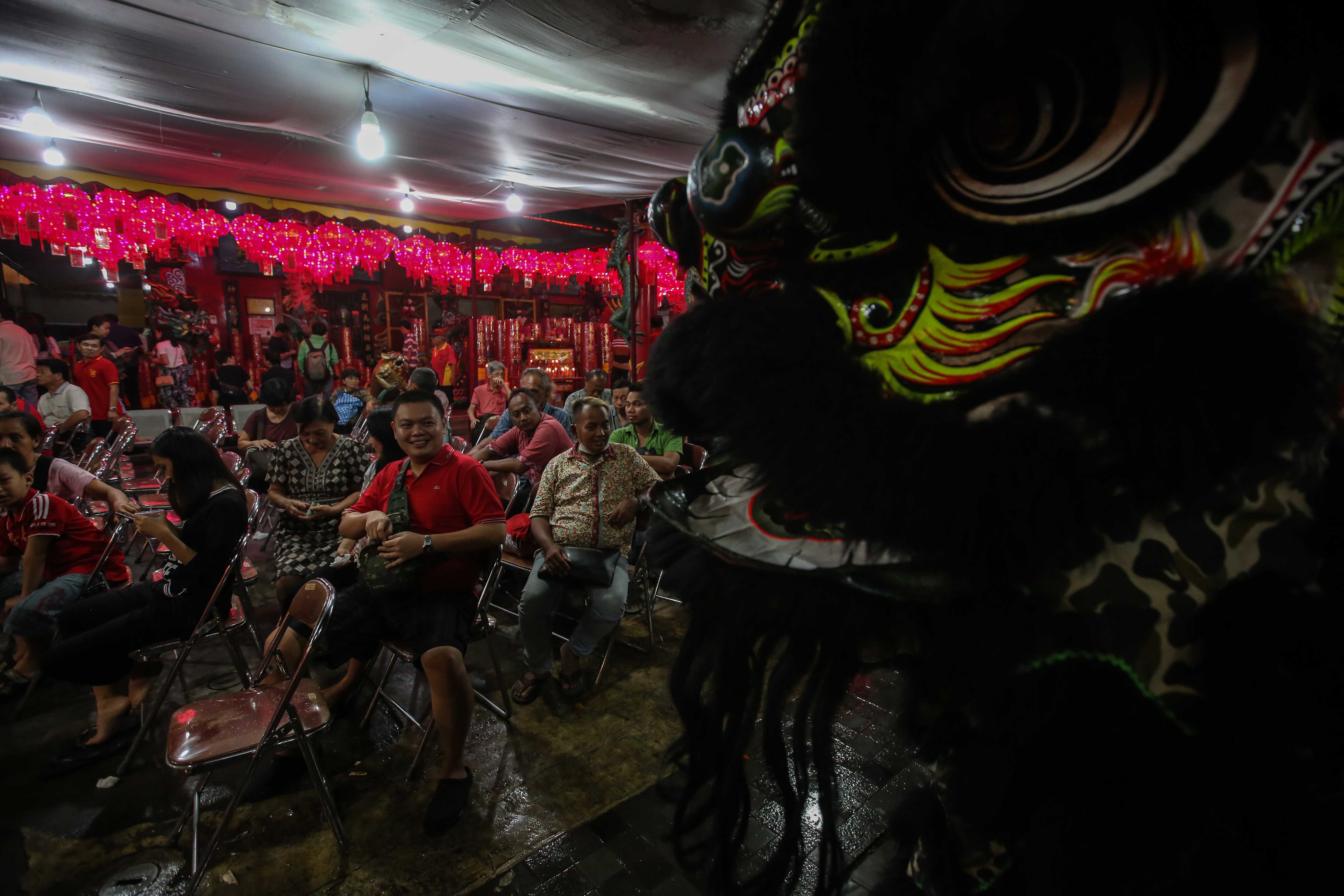 Barongsai Meriahkan Imlek di Vihara Amurva Bhumi