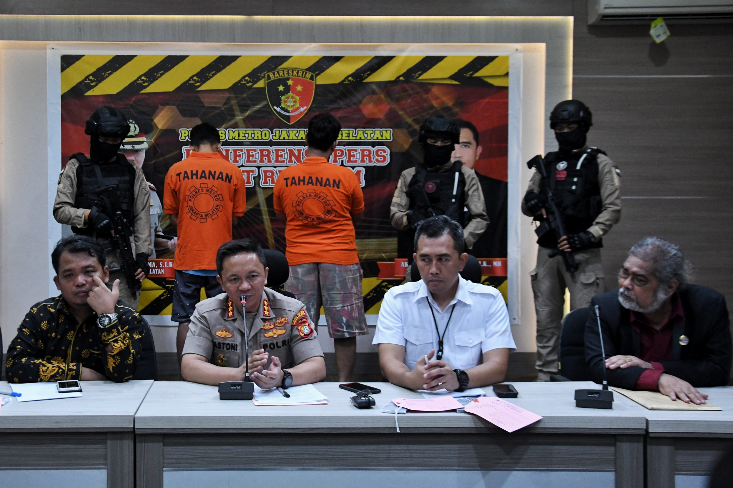 Eksploitasi dan Perdagangan Anak