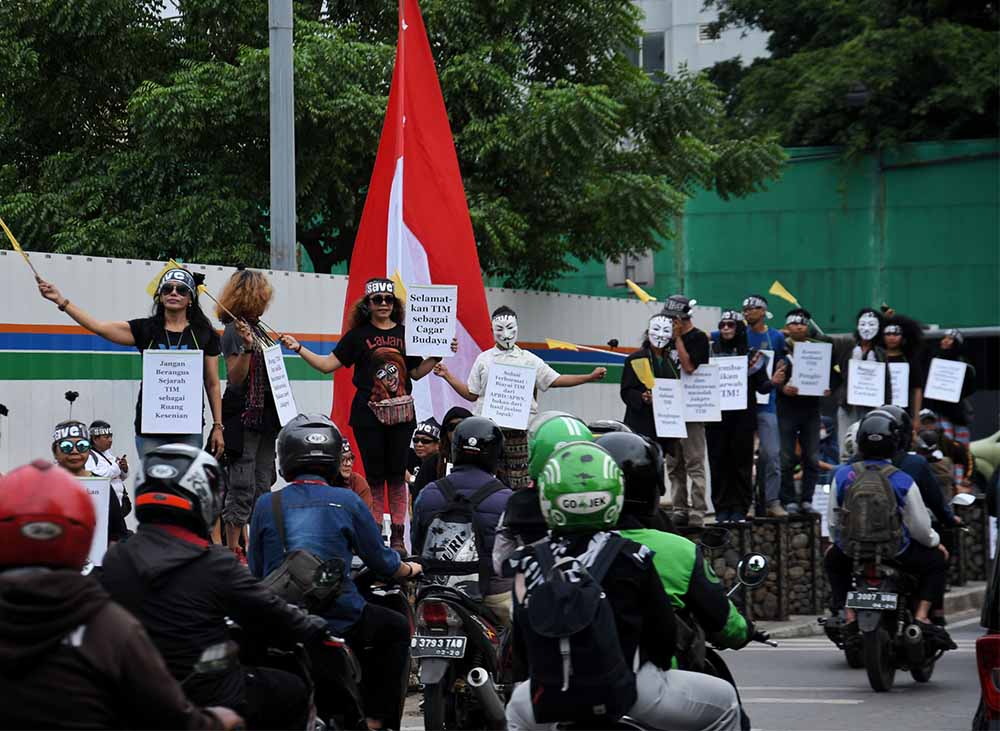 Aksi Seniman Peduli Tim Berlanjut