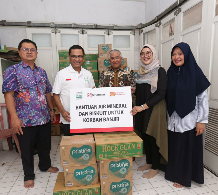 Antisipasi Cuaca Ekstrim Sinar Mas Salurkan Bantuan Korban Banjir