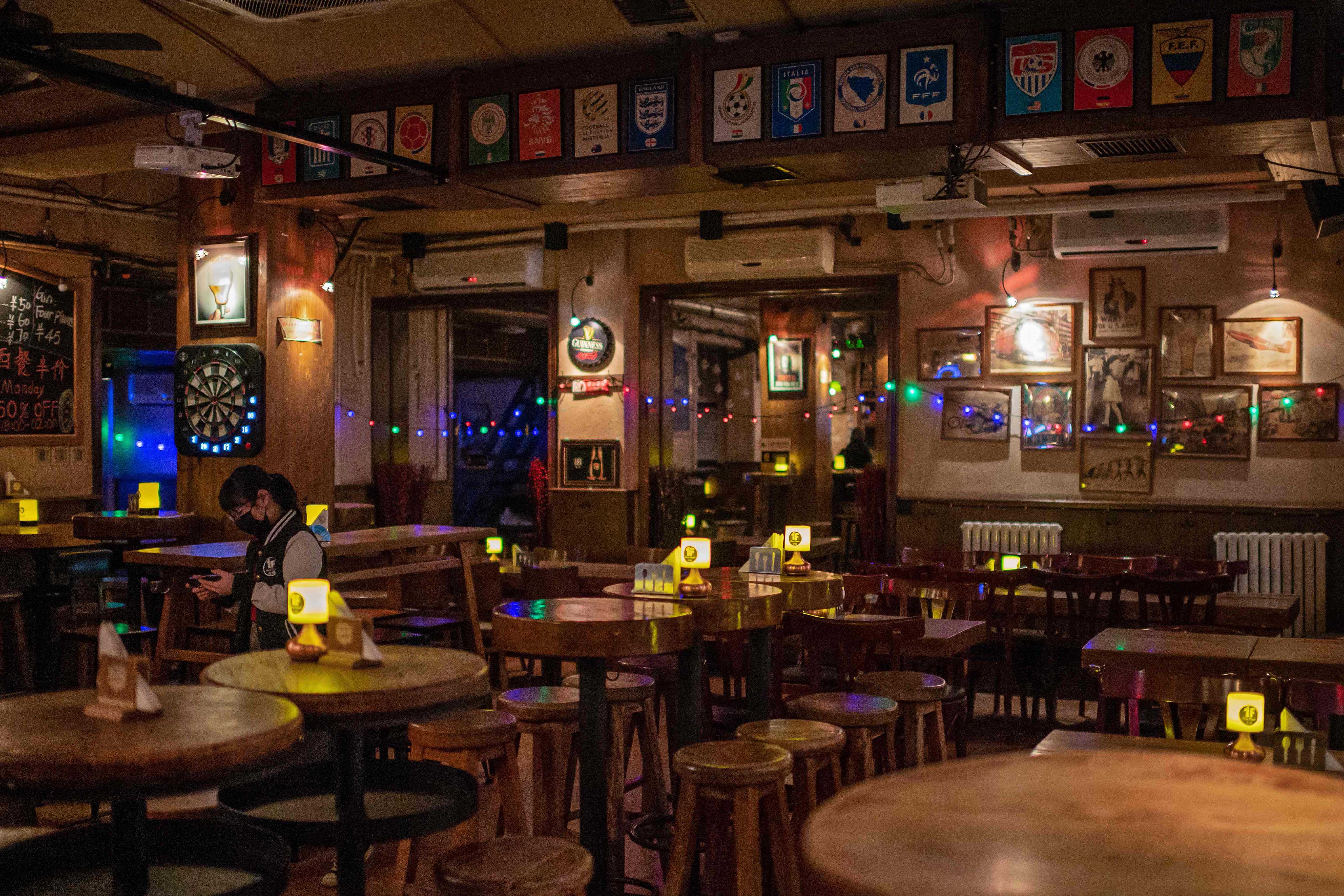 Virus Korona Memukul Ekonomi Tiongkok