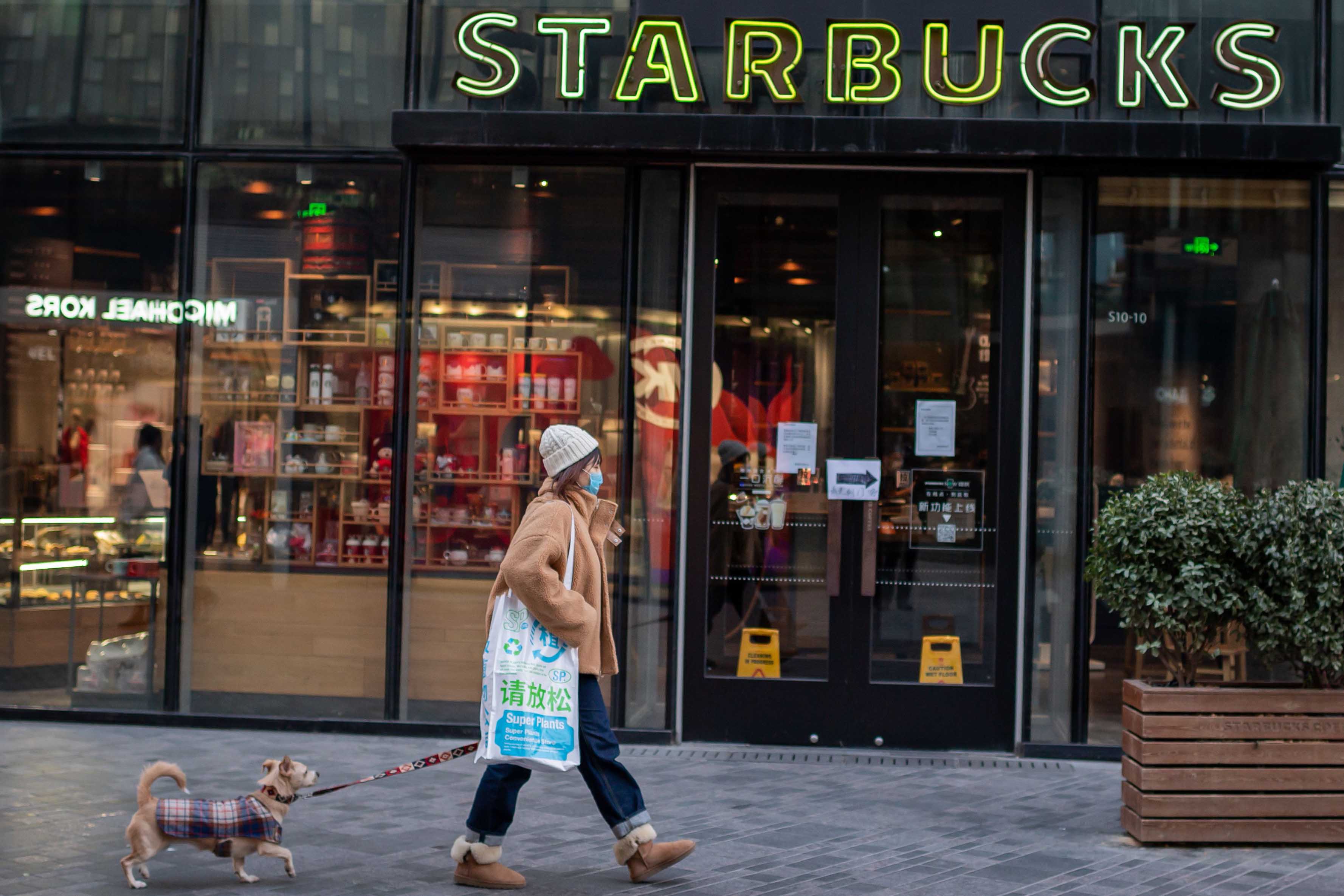 Virus Korona Memukul Ekonomi Tiongkok