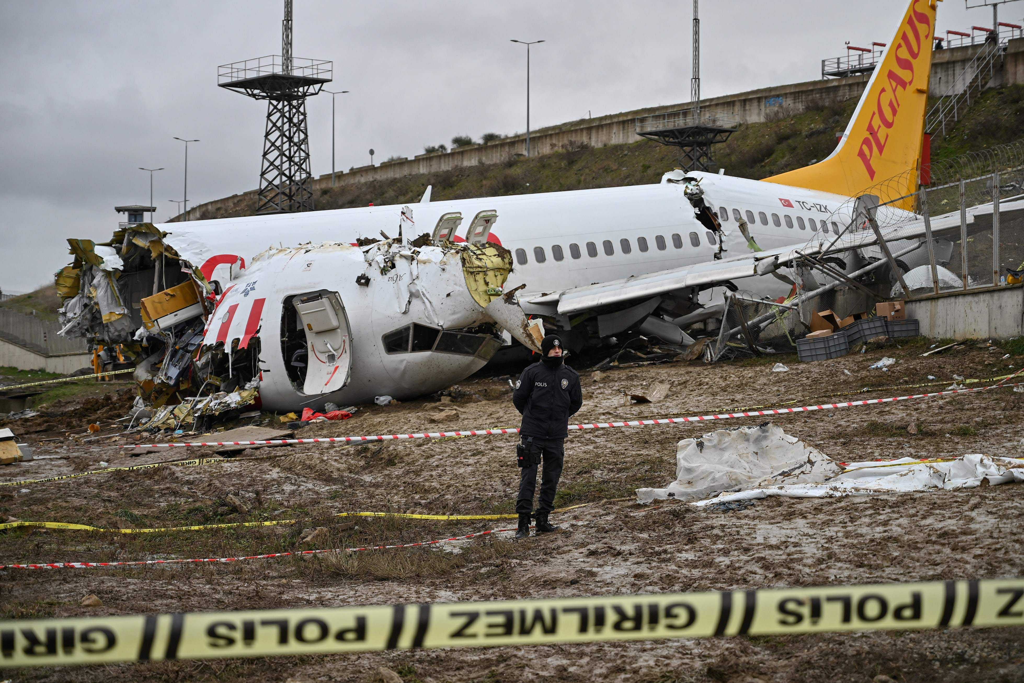 Boeing 737-800 Pegasus Airlines Tergelincir, 3 Orang Tewas