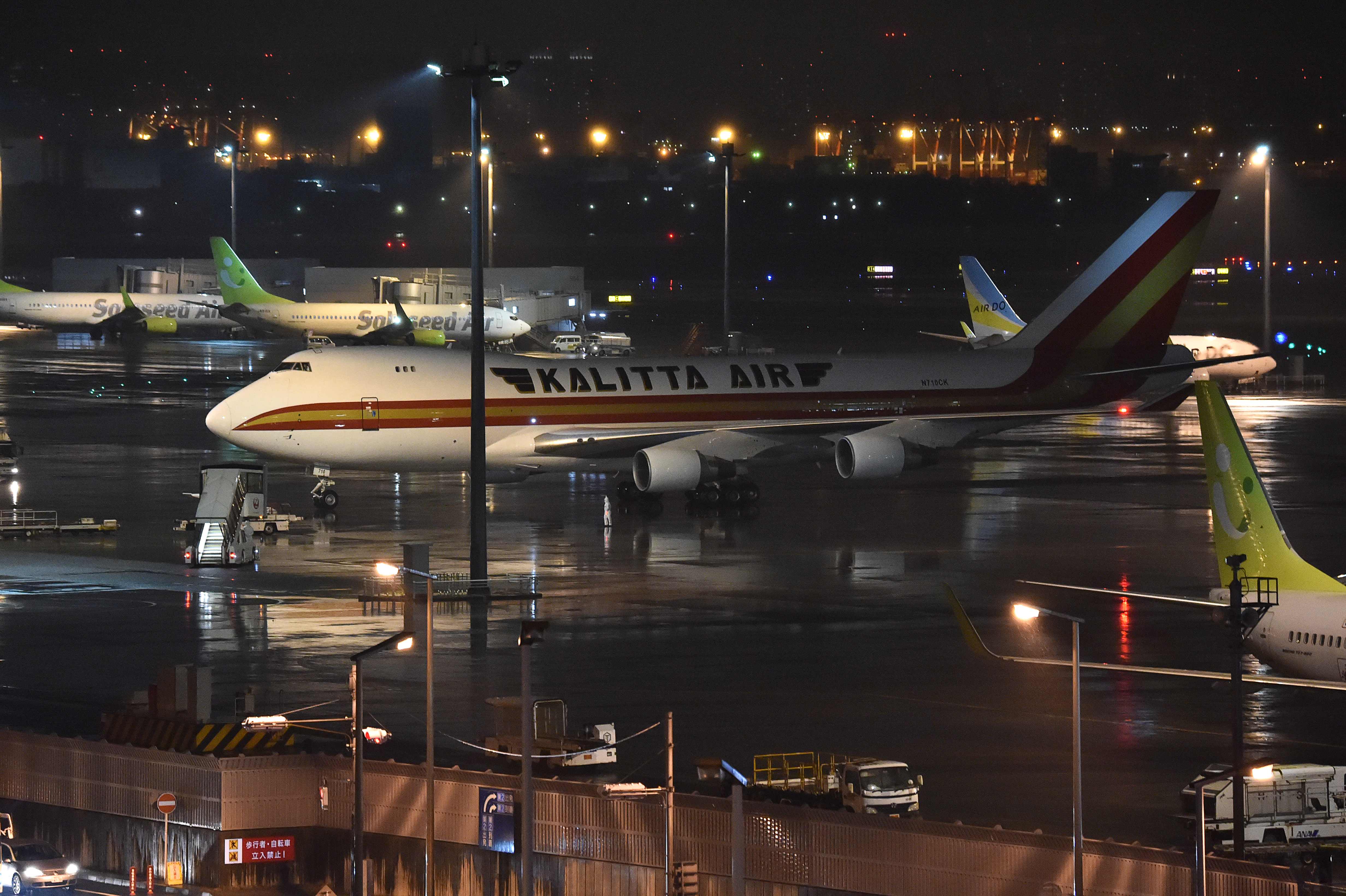 40 Warga AS Batal di Evakuasi Karena Virus Korona 