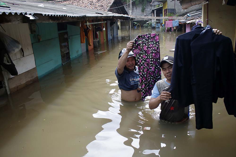 Kali Mampang Meluap, Kemang Kebanjiran