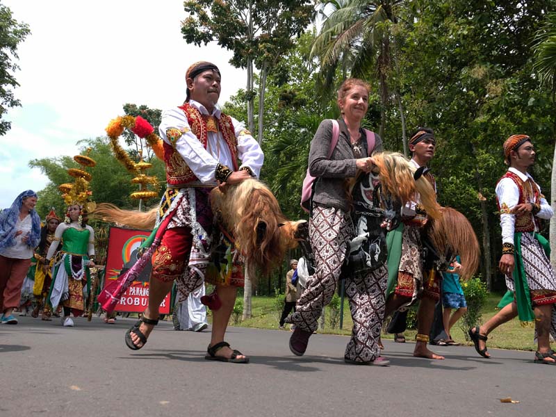Tradisi Ruwat Rawat Borobudur