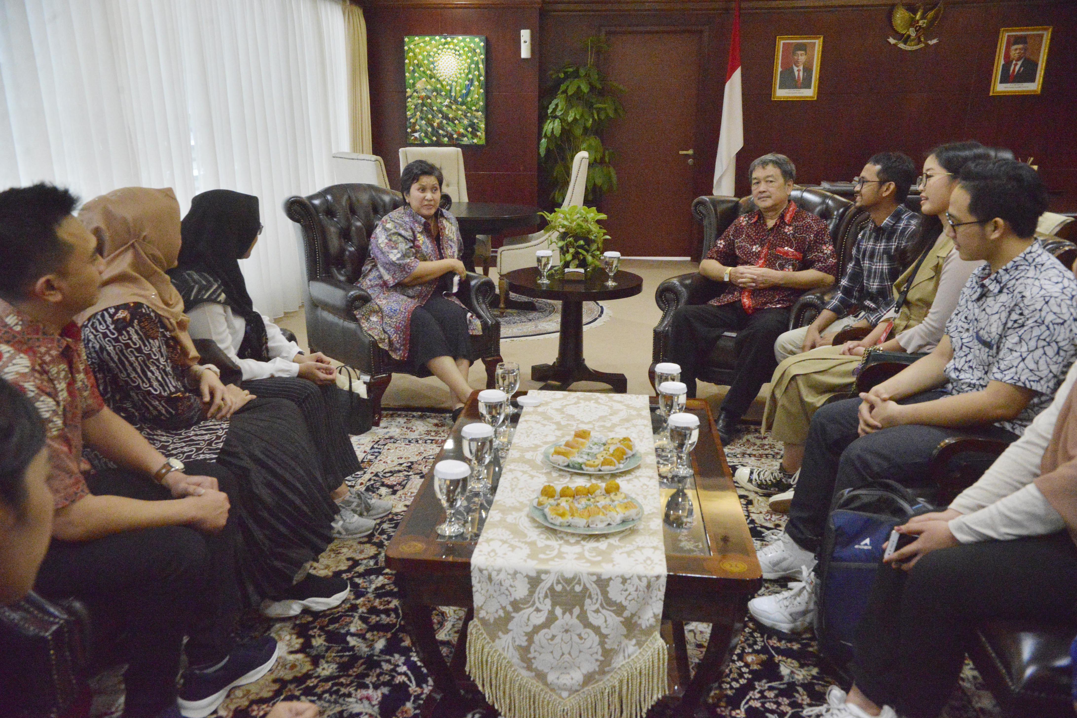 Terima Mahasiswa PPI Wuhan