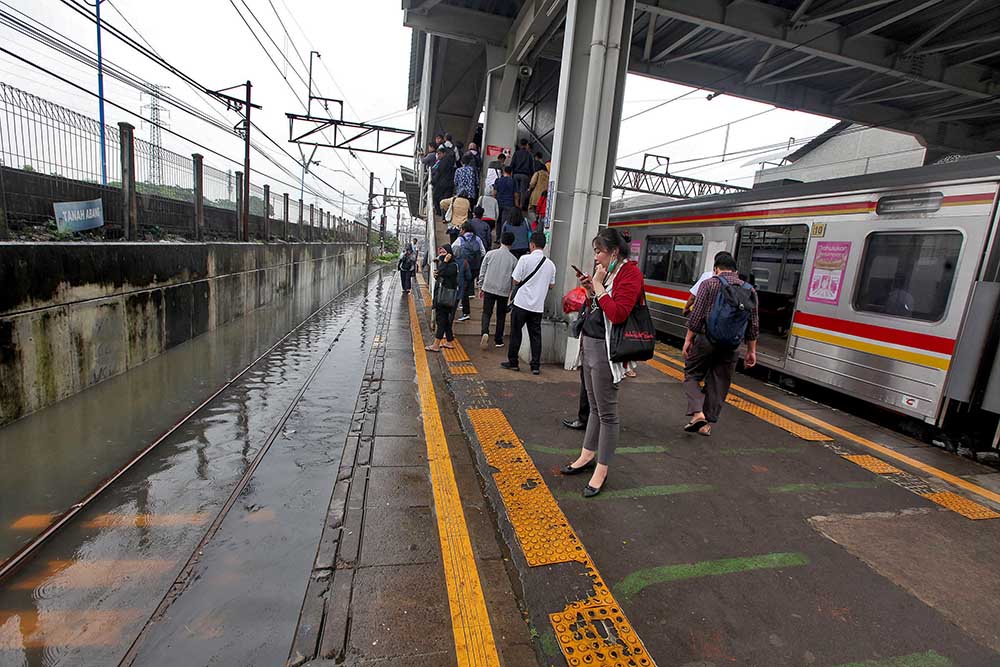 Perjalanan Komuterline Terganggu